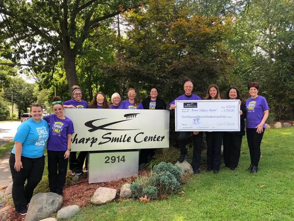Sharp Smile Center