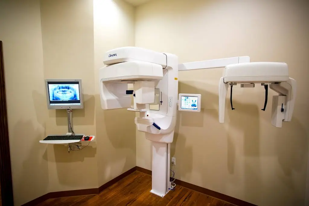 Dr. Chuandi Wang, Pediatric Dentistry, PC