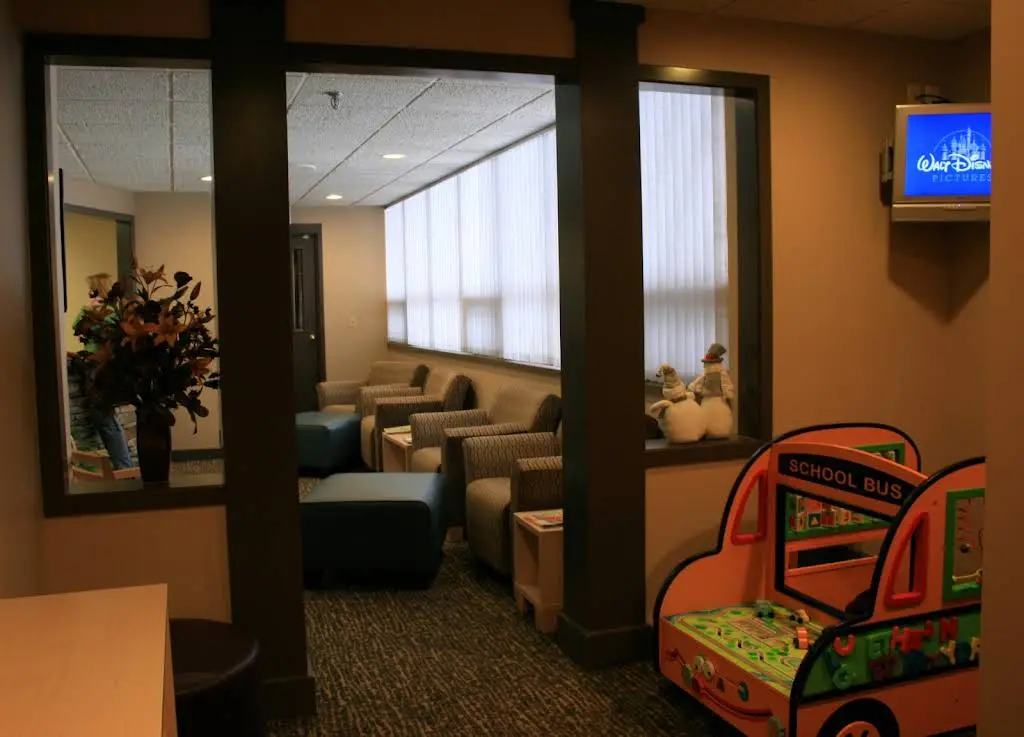 Ottawa Smiles Dental