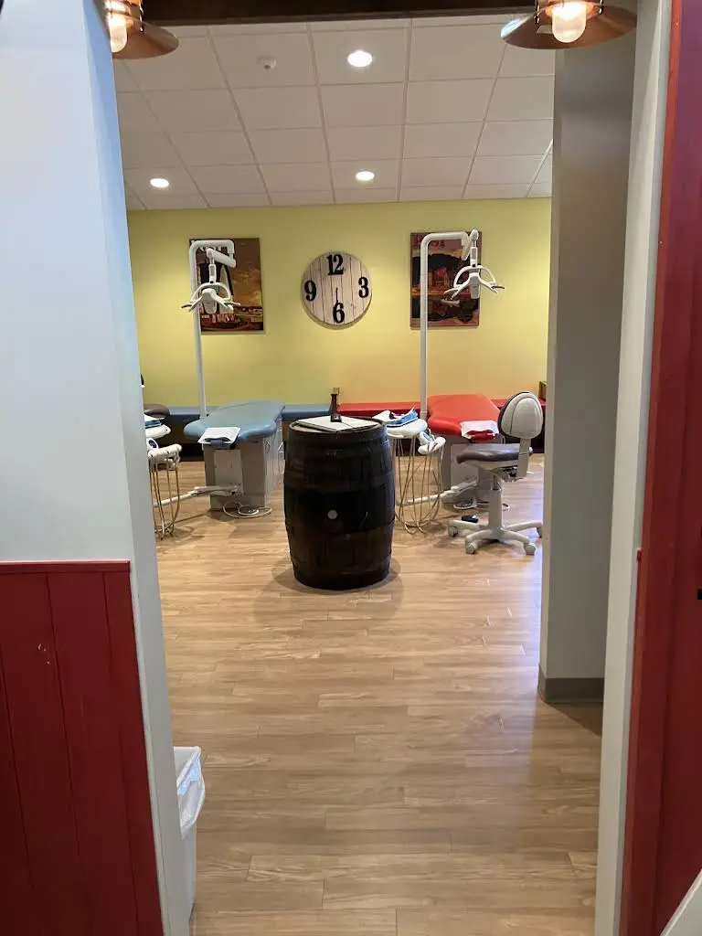 Kalamazoo Pediatric Dentistry: Ryan M Basler, DDS
