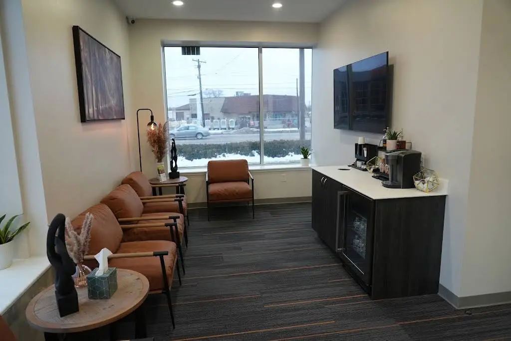 Lux Dental Family & Emergency Dentistry