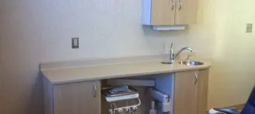 Dental 1: Bruce T Roach, DDS