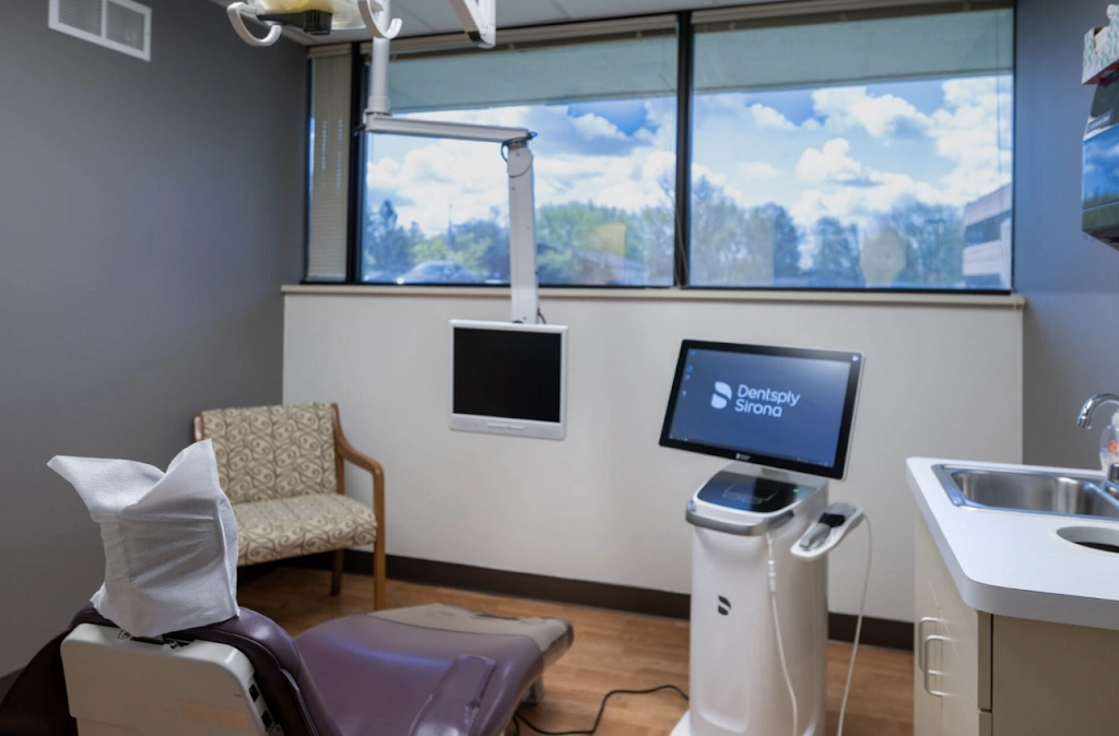 The Hills Dental Associates