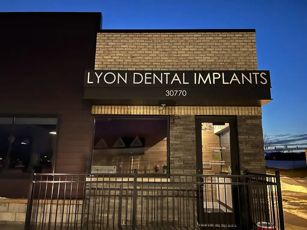 Lyon Dental Implants and Oral Surgery