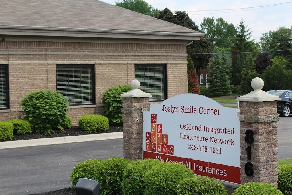 Honor Community Health Joslyn Smile Center