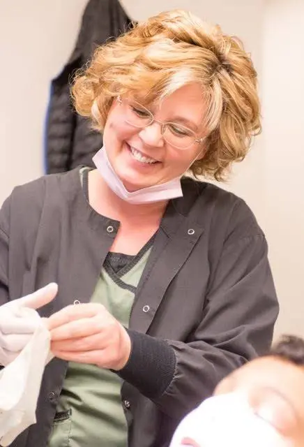 Leigh Family & Cosmetic Dentistry
