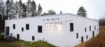 Oakridge Dental Center