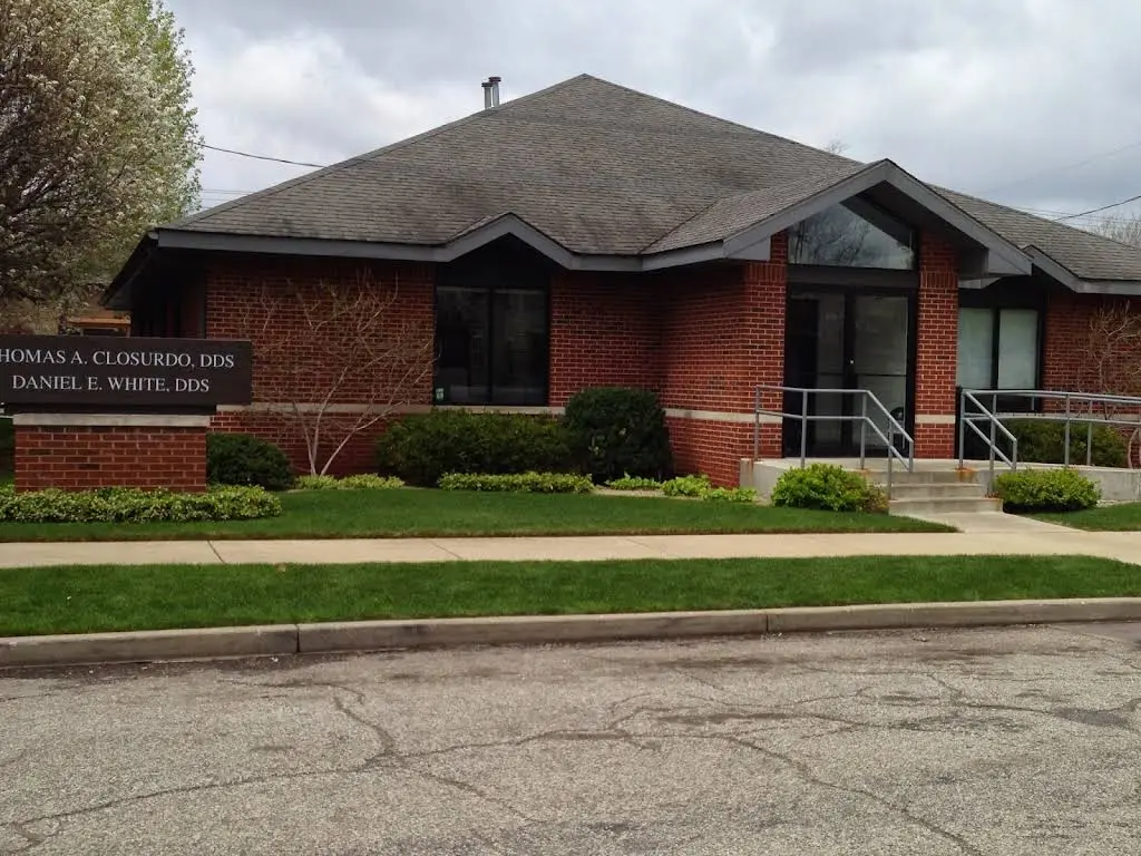 Closurdo Family Dentistry / Dr. Thomas Closurdo