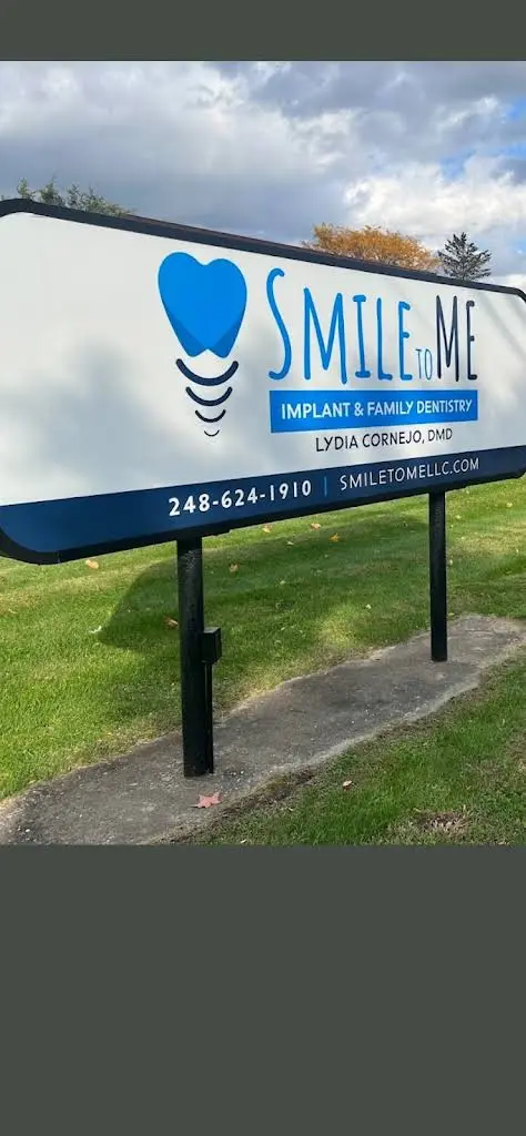 Smile to Me