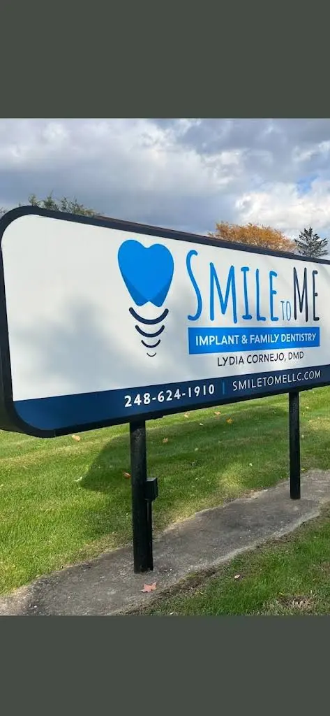 Smile to Me