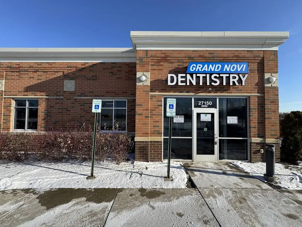 Grand Novi Dentistry
