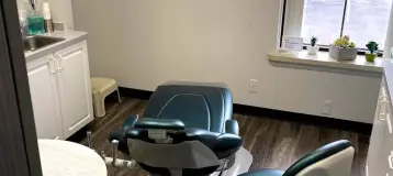 MI-nt Dental: Alexandra Peri, DDS