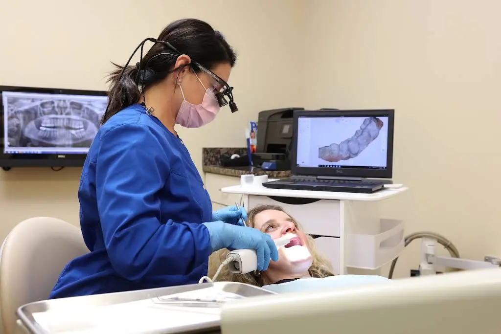 Lakeside Family & Implant Dentistry