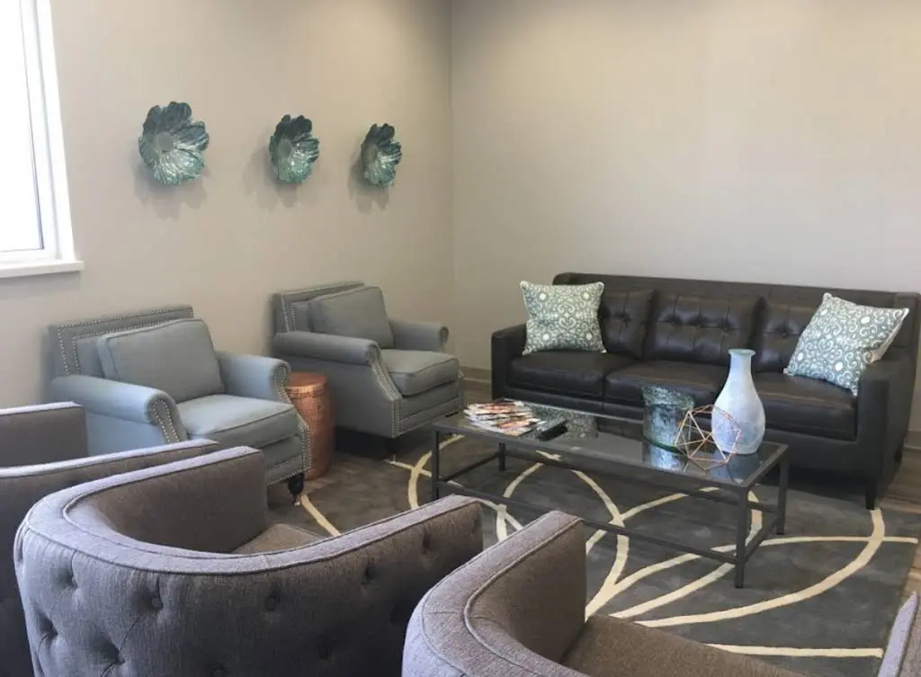 Novi Oaks Dental