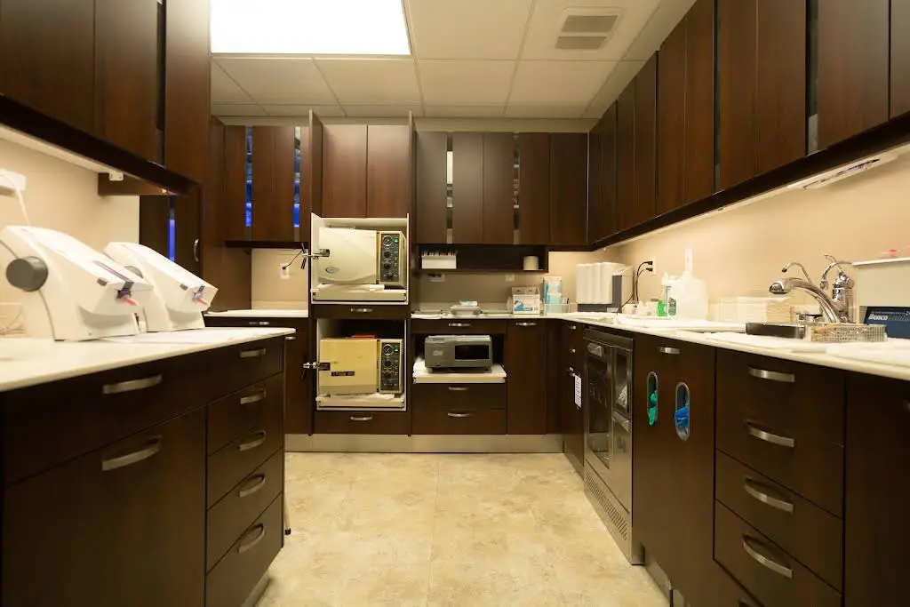 Novi Dentists PLLC