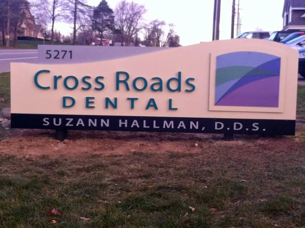 Cross Roads Dental / Suzann Hallman DDS PC