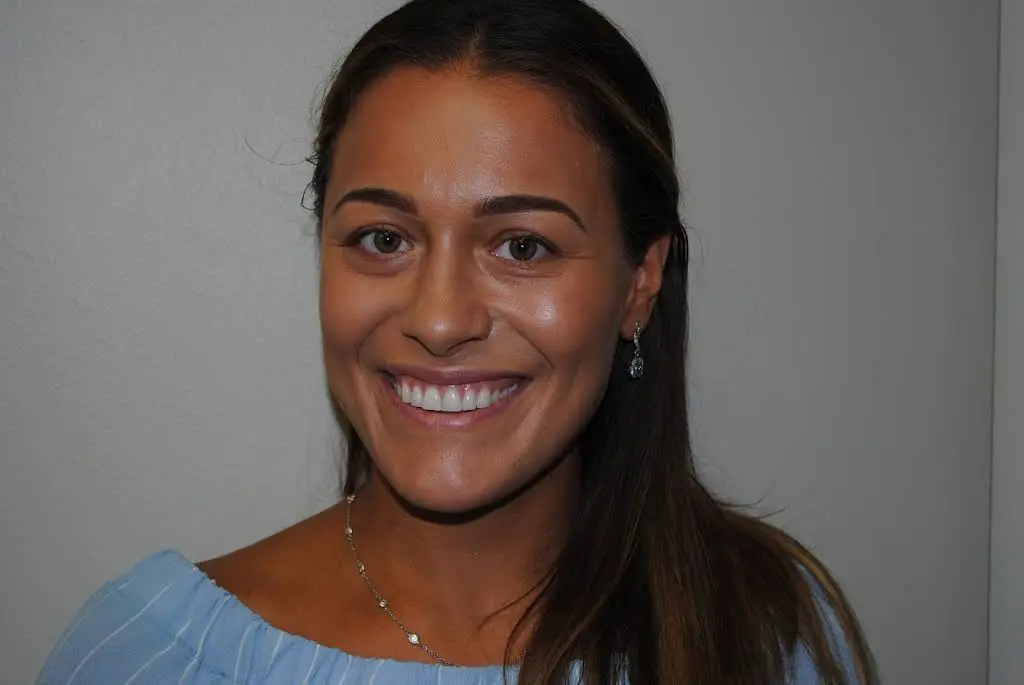 Troy Smiles: Cosmetic and Implant Dentistry