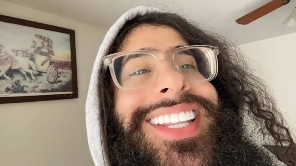 Troy Smiles: Cosmetic and Implant Dentistry