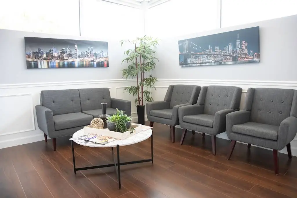 Barclay Dental East