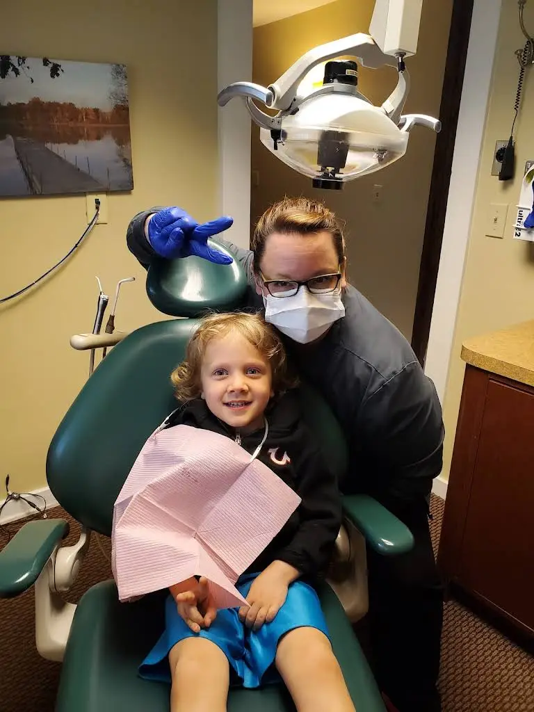 Brush Rinse Floss of Franklin