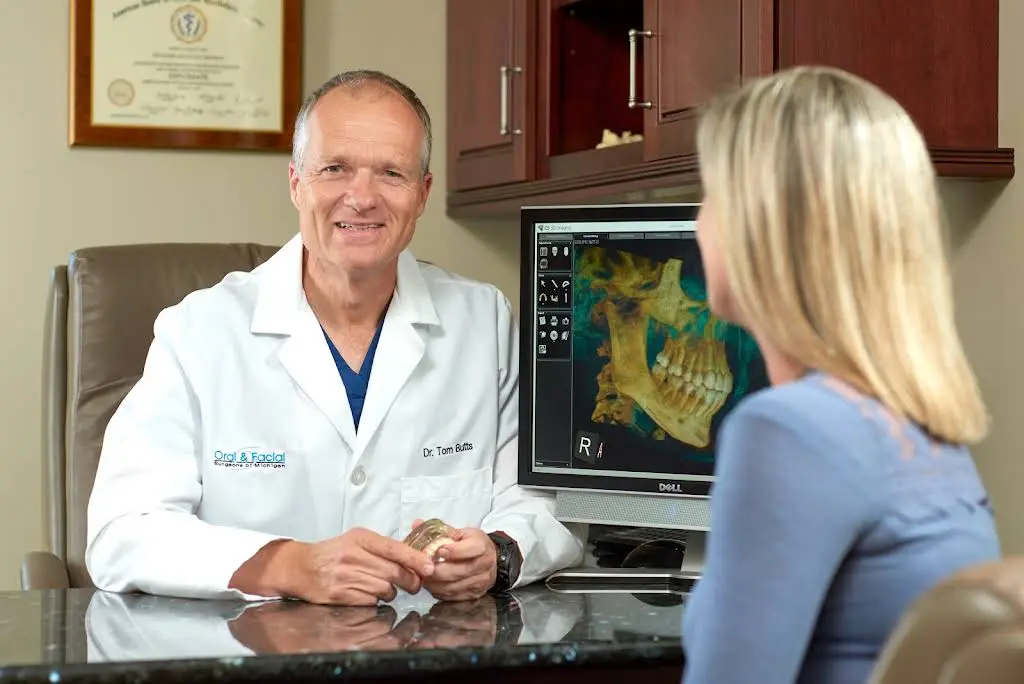 Oral & Facial Surgeons of Michigan