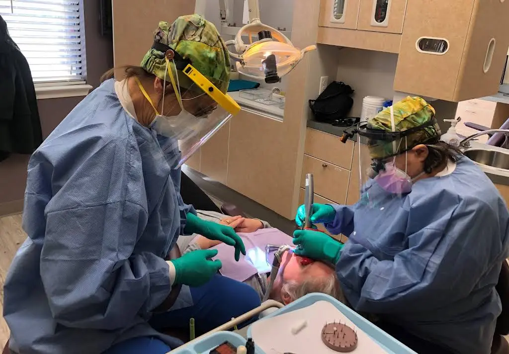 Mandras Dental