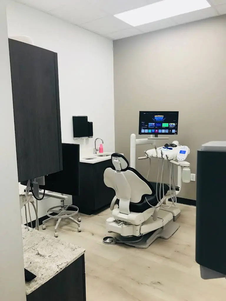 Apex Dental Studio