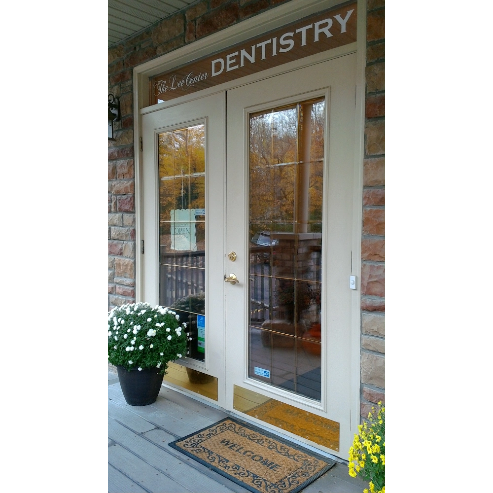 The Lee Center for Cosmetic & Family Dentistry