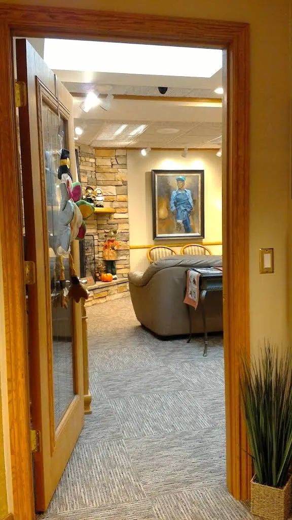 The Lee Center for Cosmetic & Family Dentistry