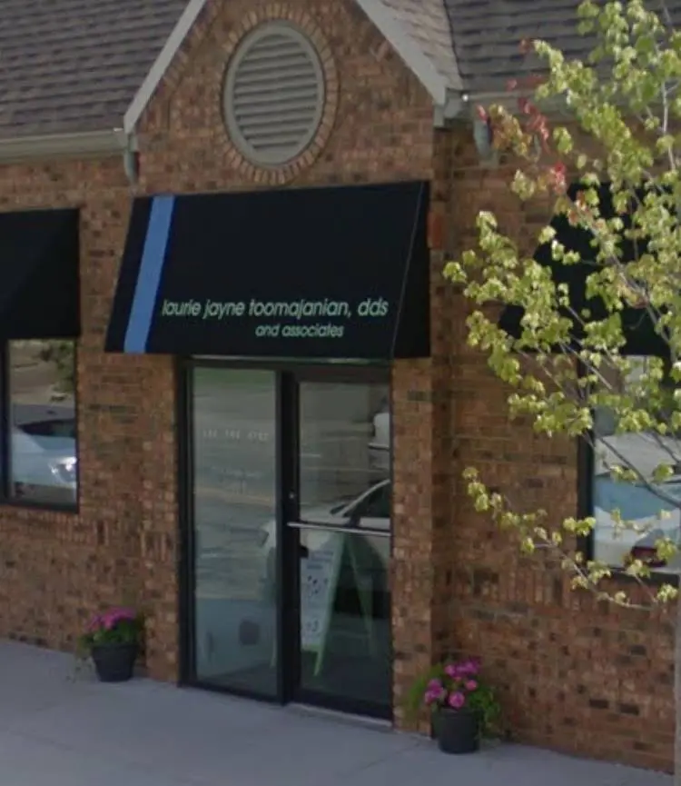 Laurie Jayne Toomajanian, DDS / Main Dental