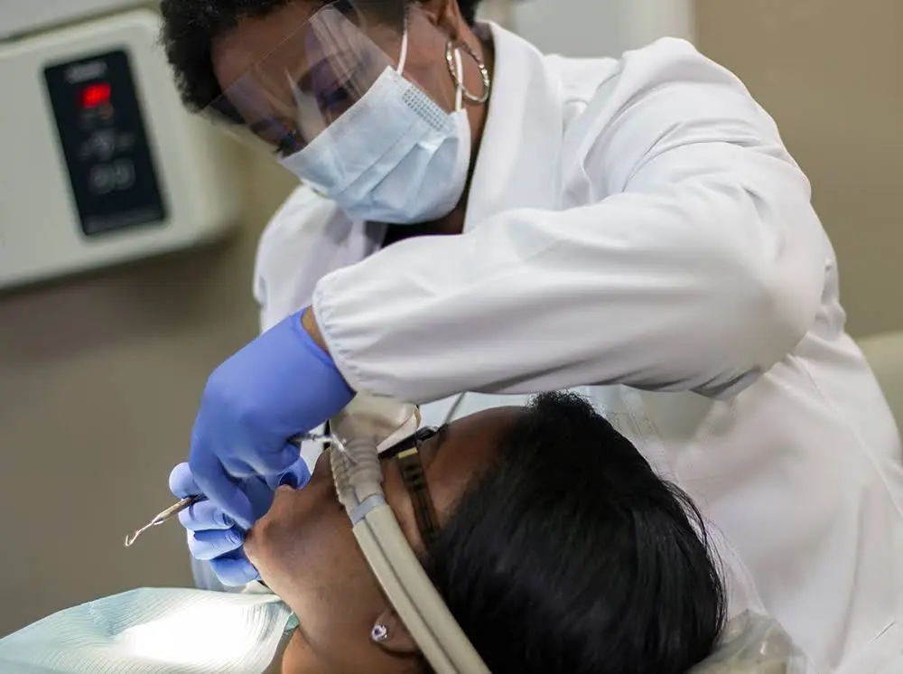 Aesthetic Dental