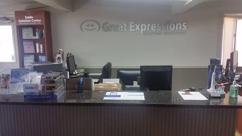 Great Expressions Dental Centers - Moravian