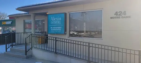 Alexis Dental - Dr. Mady