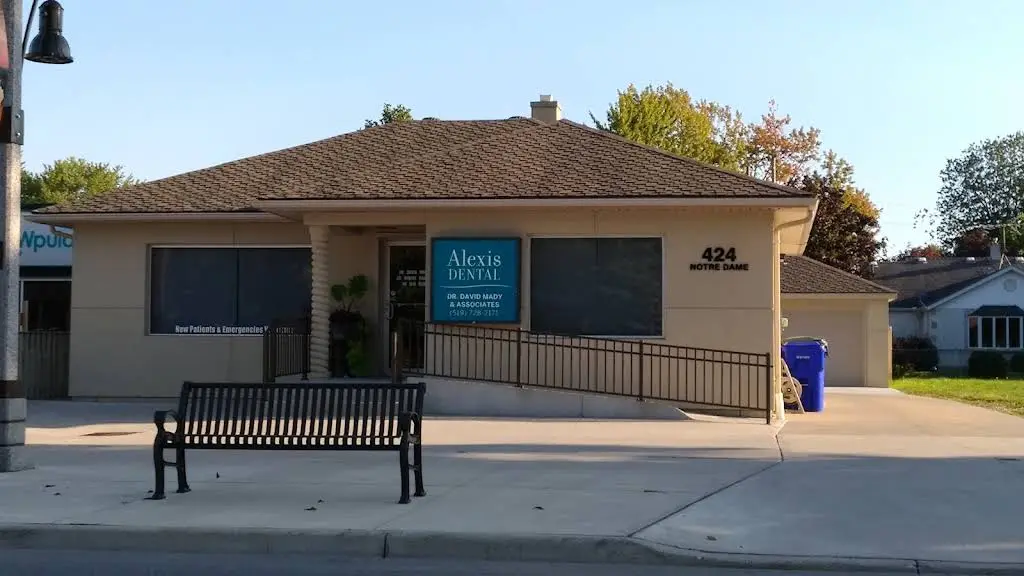 Alexis Dental - Dr. Mady