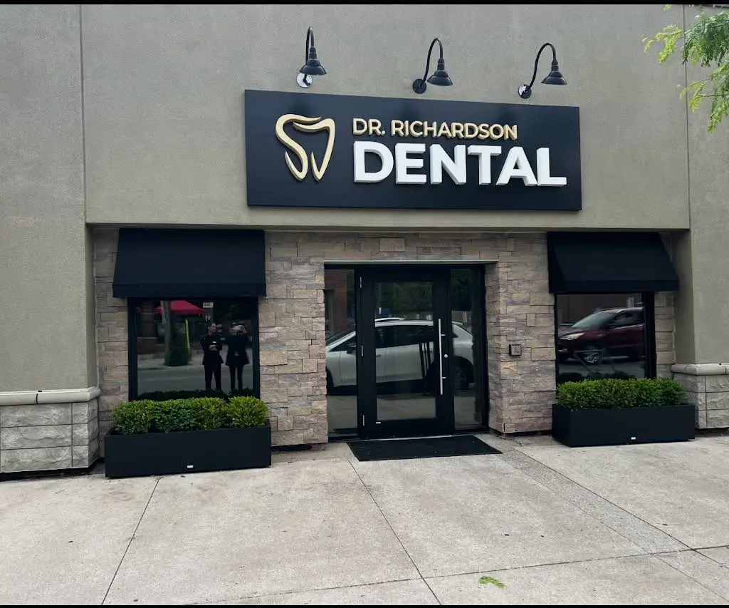 Dr. Mark Richardson Dental
