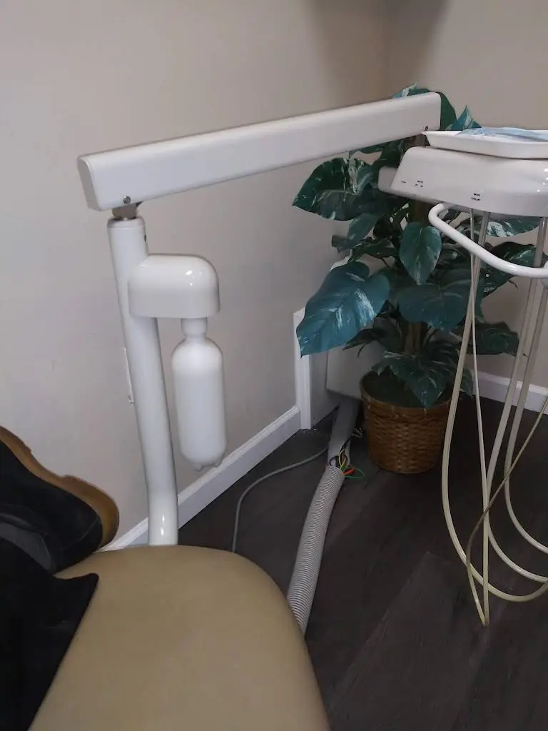 Deluxe Dental Royal Oak