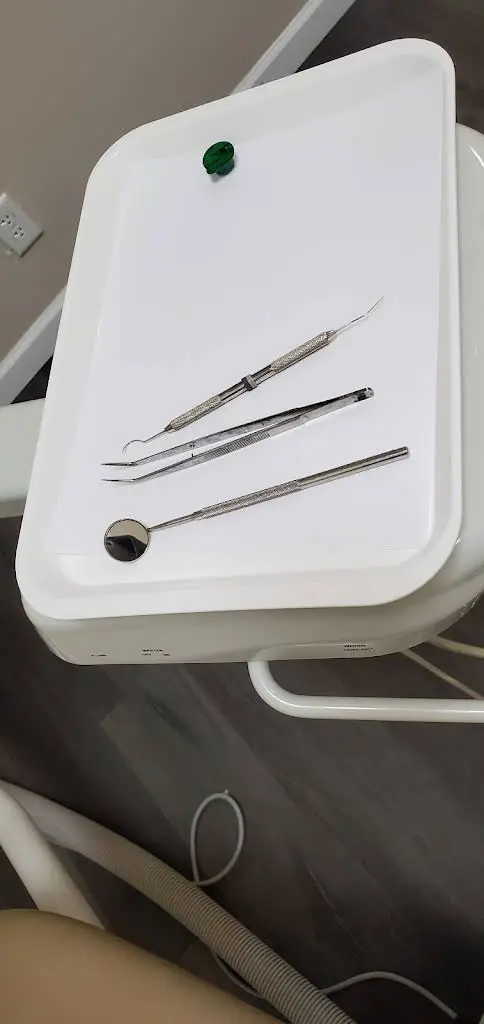 Deluxe Dental Royal Oak