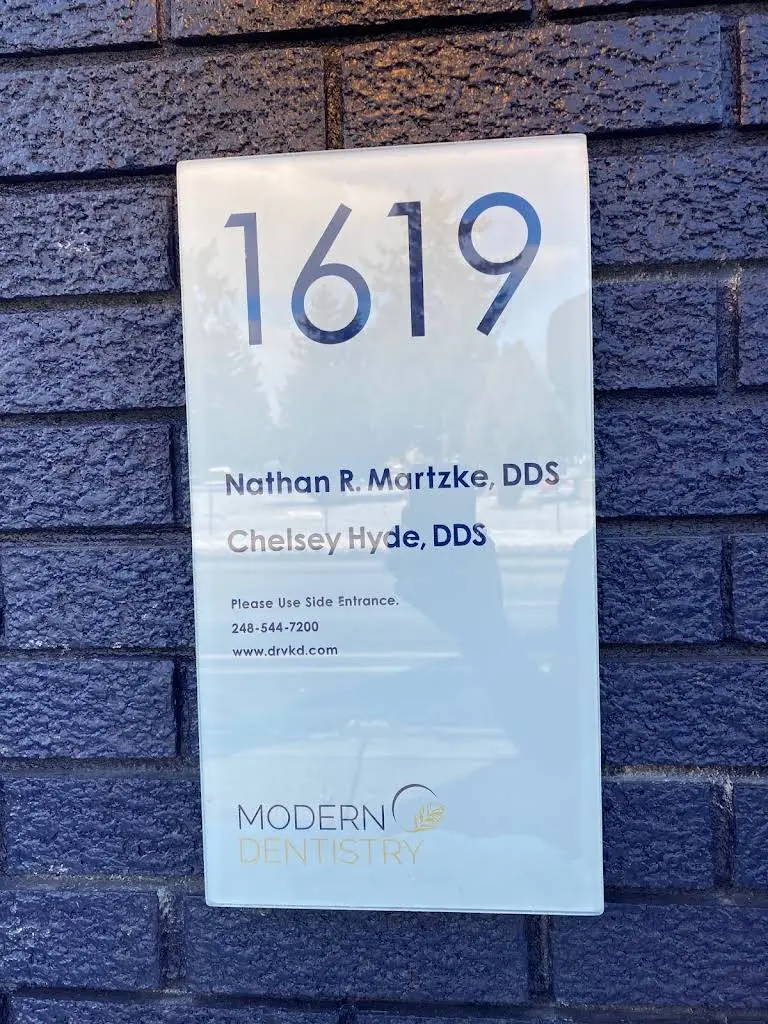 Modern Dentistry Of Royal Oak