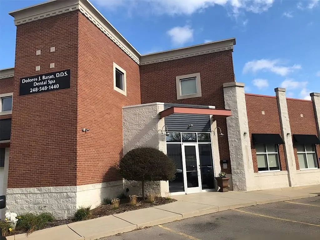 Royal Oak Smiles: Dr. Dolores Baran DDS
