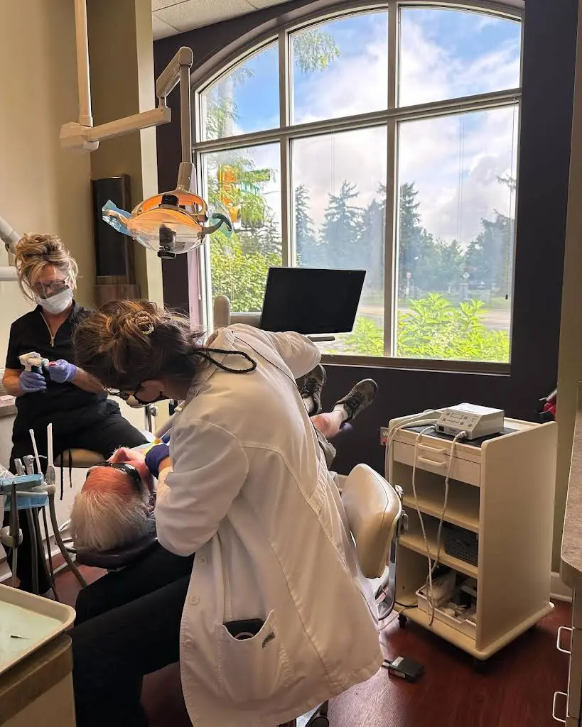 Royal Oak Smiles: Dr. Dolores Baran DDS