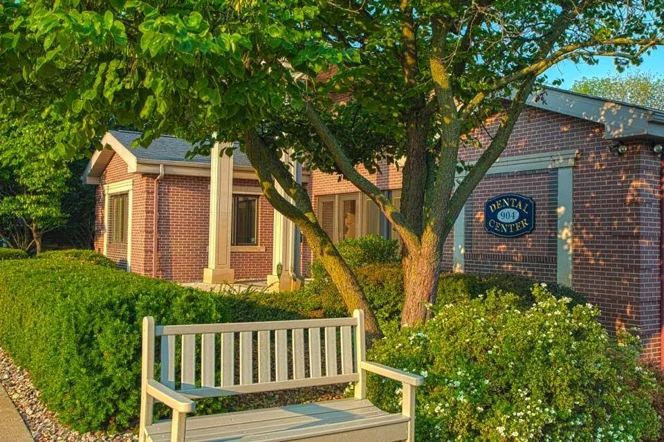 Hollar Dental Group