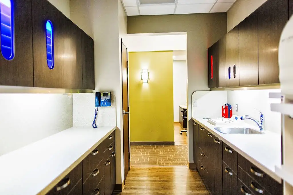 Bloink Dental PLC