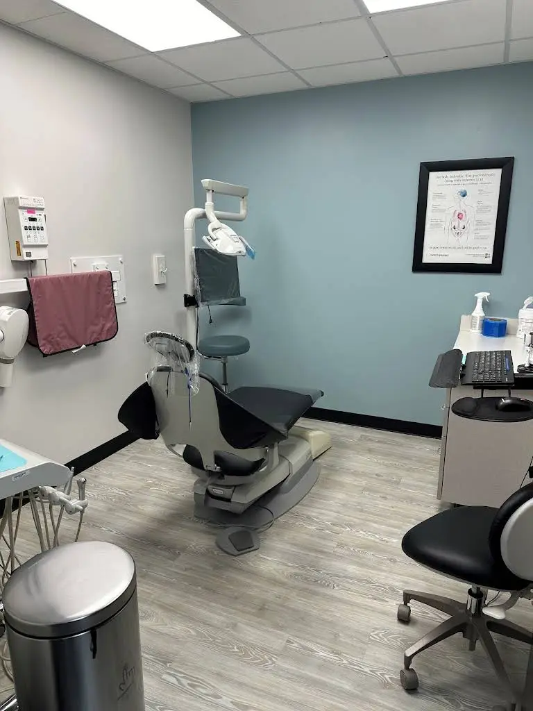 Great Expressions Dental Centers - Roseville GP