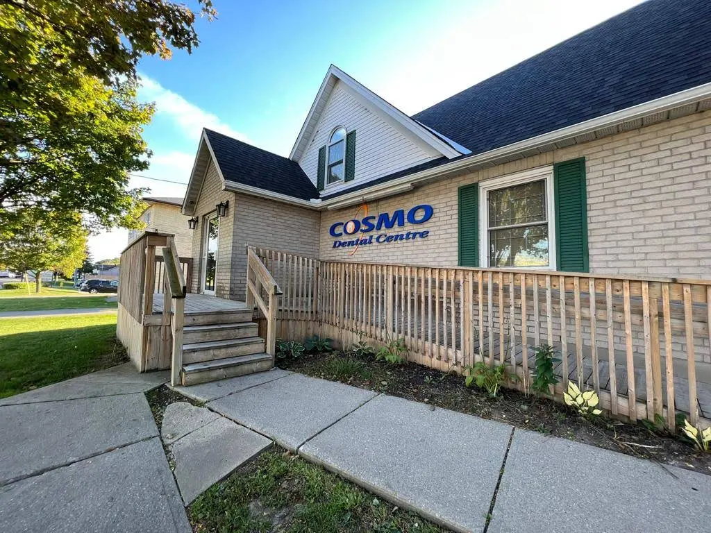 Cosmo Dental Centre