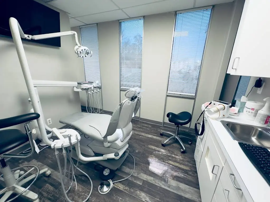 Aimee Chisik Dental