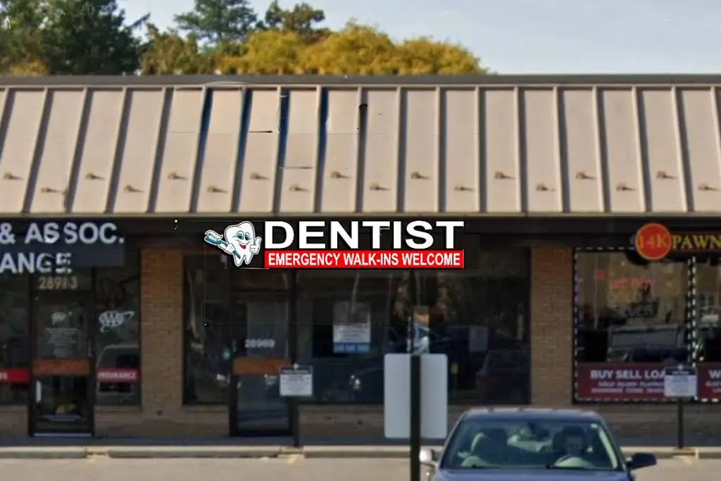 Deluxe Dental Berkley