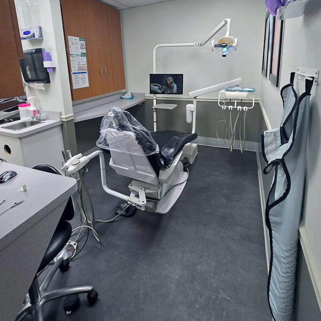 Great Expressions Dental Centers - Livonia North