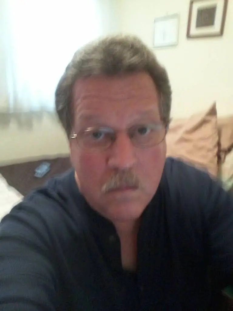 Daniel Lipnik DDS, Family and Cosmetic Dentistry