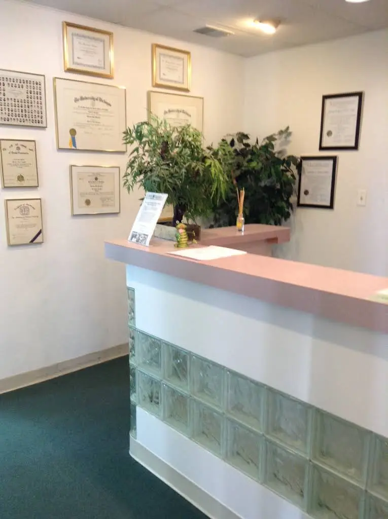 Michigan Denture and Implant Center