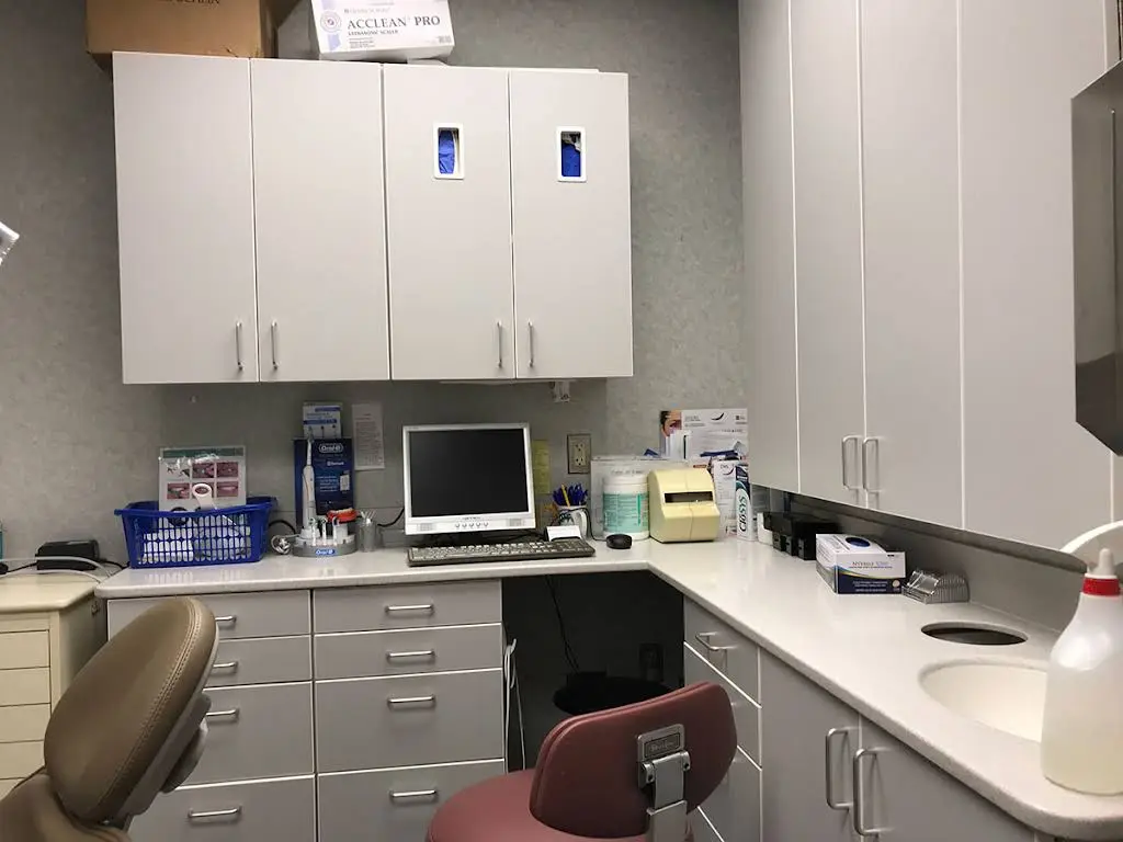 Redwood Dental Livonia